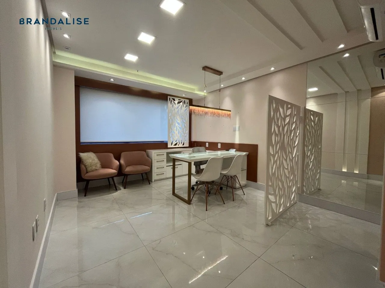 Sala comercial para locação no Max Plaza Canoas