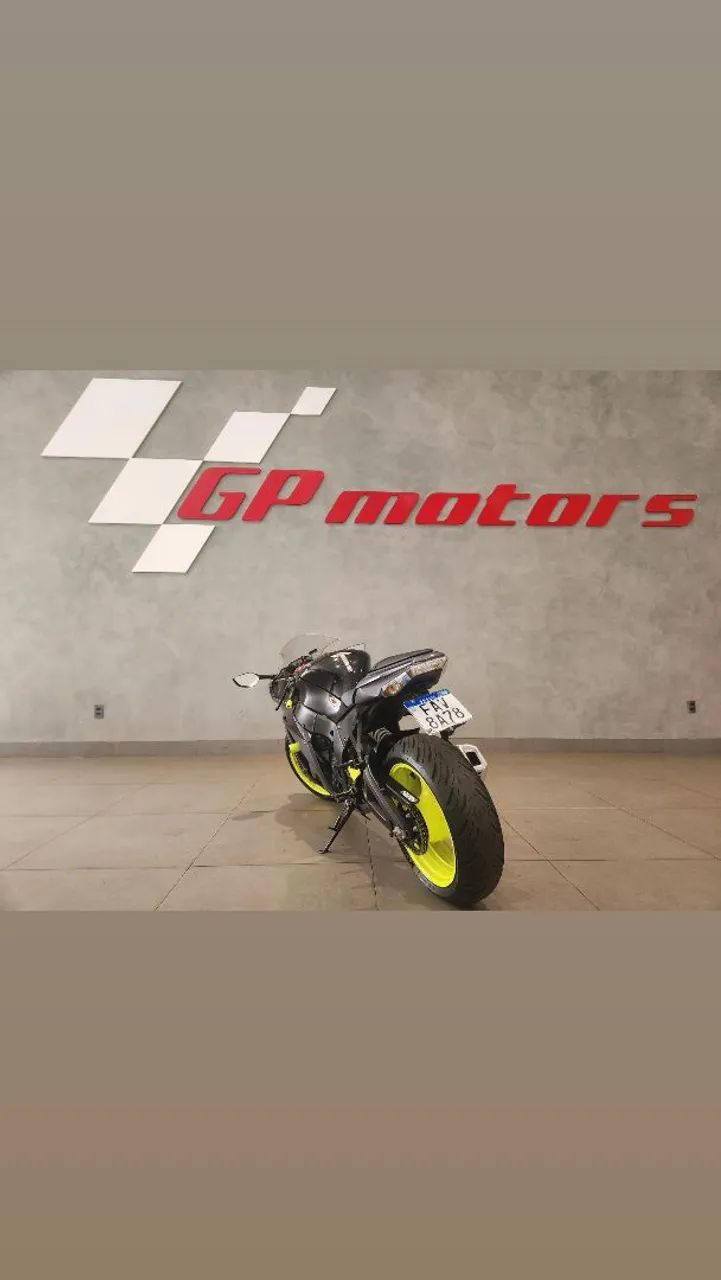 Kawasaki Zx-10/ Zx-10r 1000cc 2012 - 1457277499 | OLX