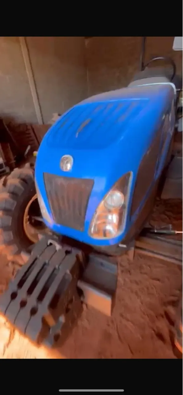 Trator New Holland
