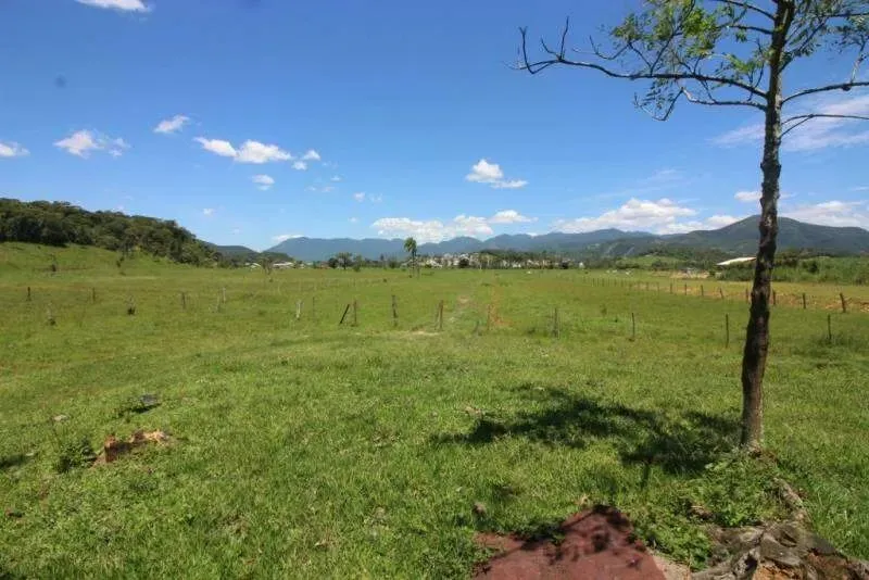 Área rural plana com 28.641m², Varginha, Santo Amaro da Imperatriz
