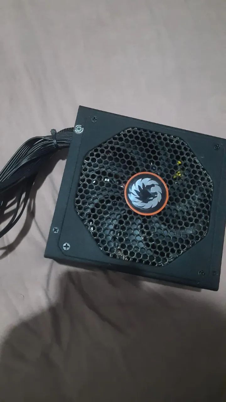 Fonte de Alimentação Gamemax 650w GM650 - Foto 5