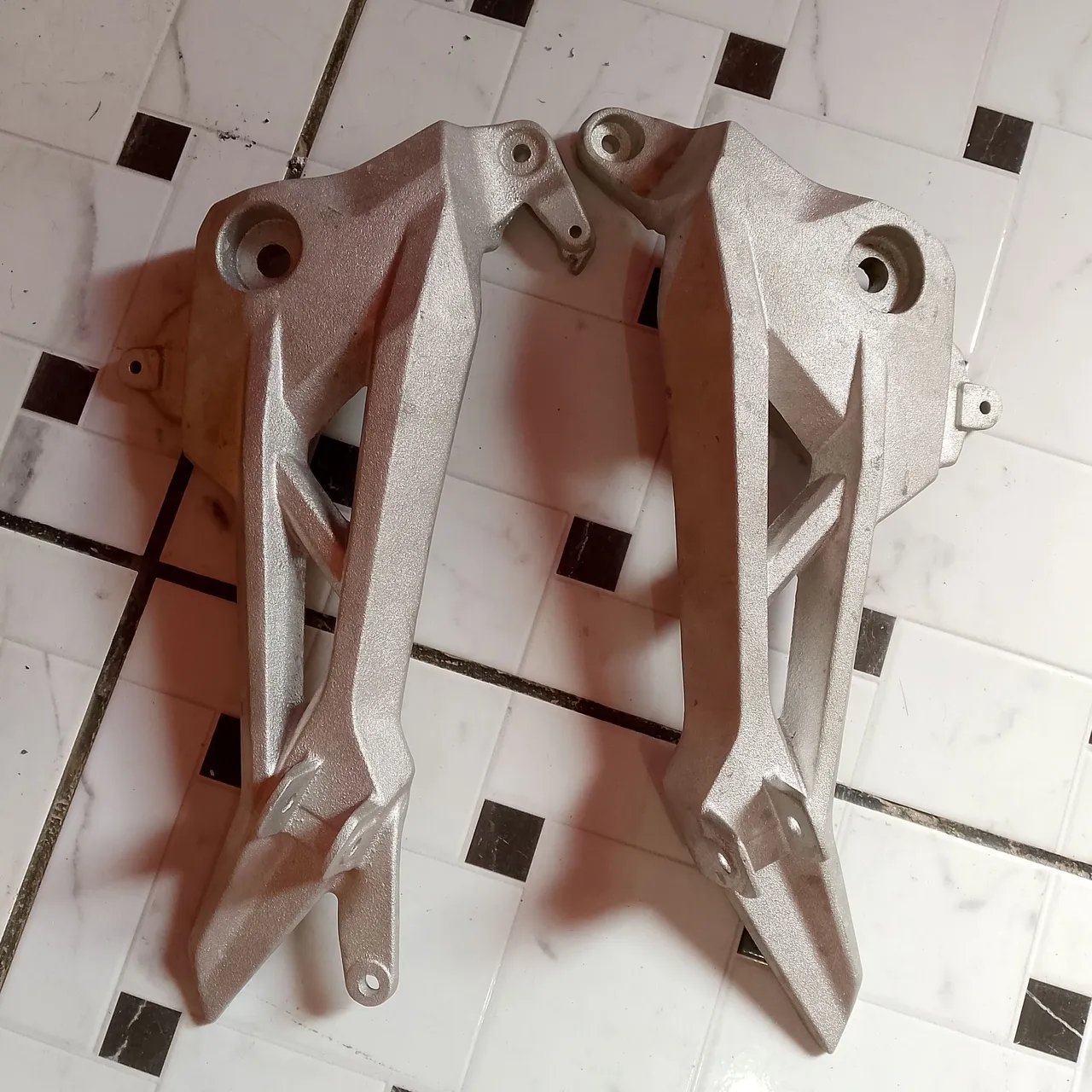 Par de bacalhau para Moto cg 160 de 280$ hoje por apenas 200