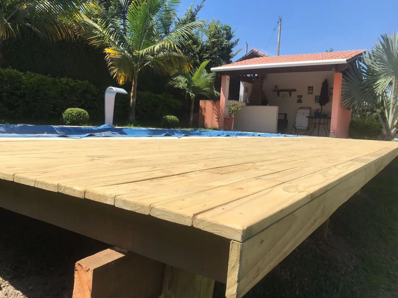 Construção de Deck de Madeira Tratada - Qualidade e Garantia<br> - Foto 5
