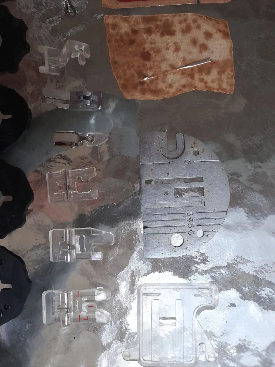 Vendo peças e discos maquina Singer  - Foto 2