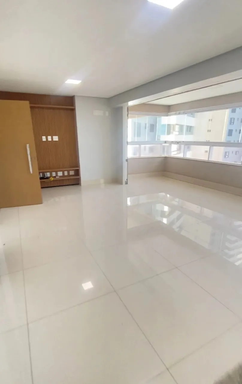 Alugo excelente apartamento no Tijuca Park Lozandes
