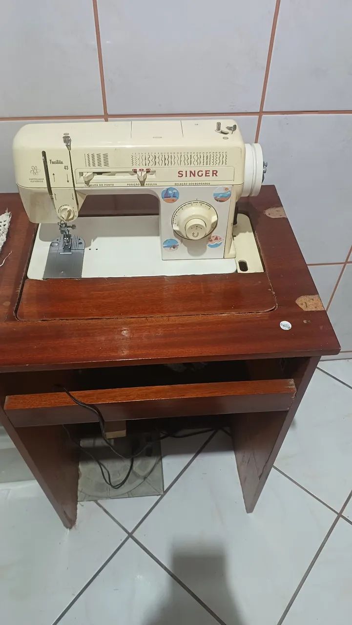 Vendo uma máquina de costura  - Foto 4