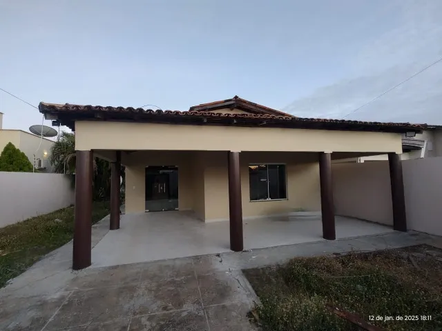 Casa no Bairro Centenário na Av. Roma