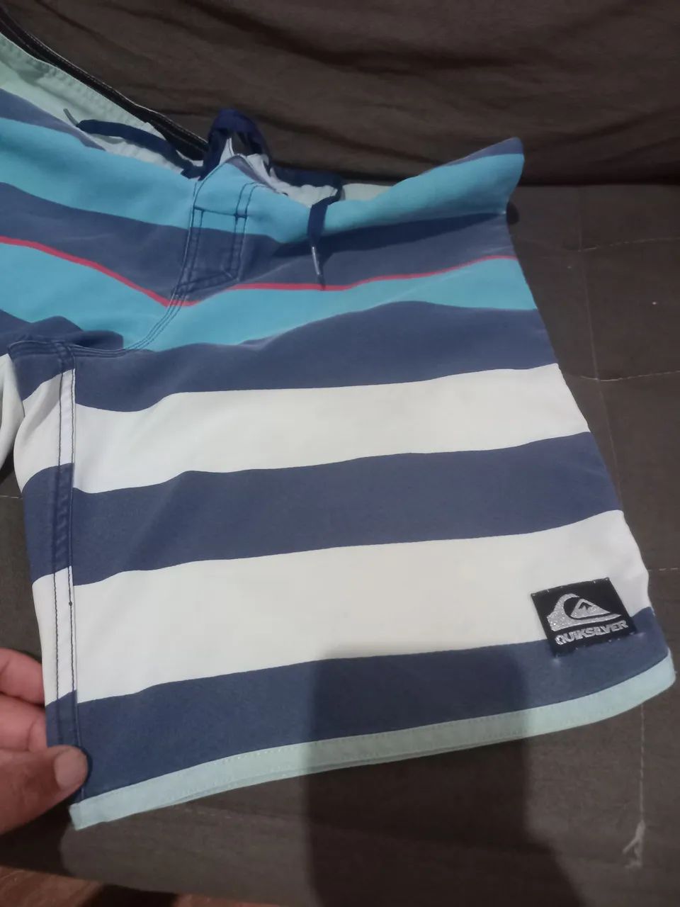 Bermuda Quiksilver e Hurley original  - Foto 3