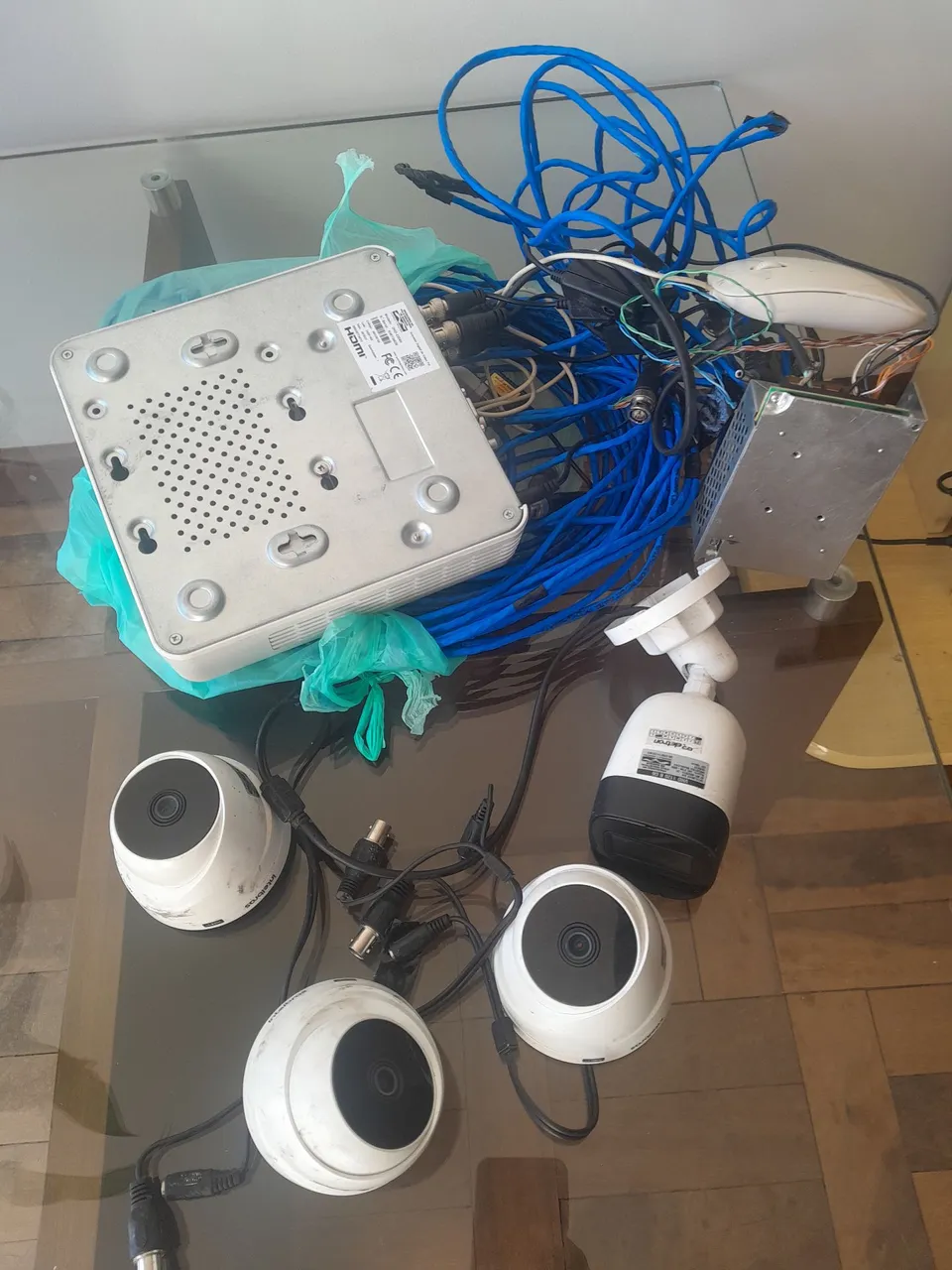 Kit Câmeras de Segurança Intelbras Completo