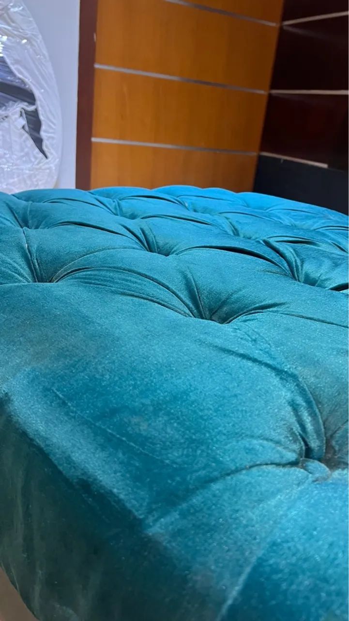 Puff Turquesa com Design Clássico - Foto 4