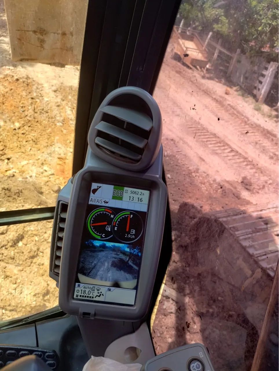 Escavadeira John Deere 210 G 2021 - Foto 6