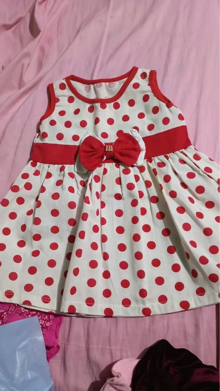 Vestidos variados pra bebê 