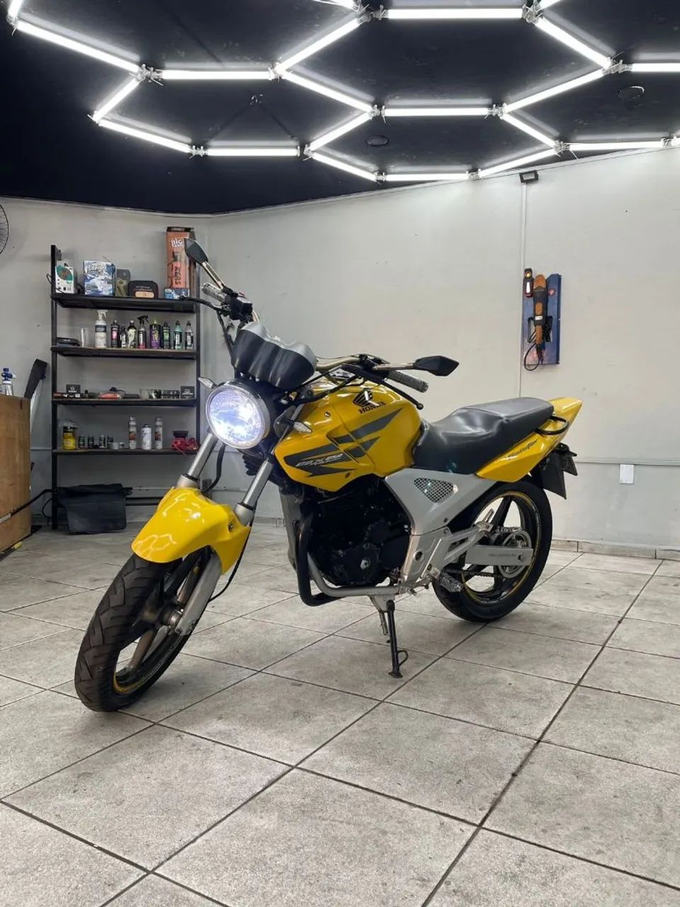 Twister Amarela 2008 - Foto 2