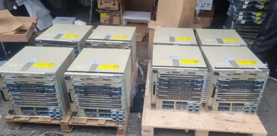 Lote Switch Chassi Cisco 20 peças Sortidas ws-c6500-e 6807-XL C6807xl  - Foto 2