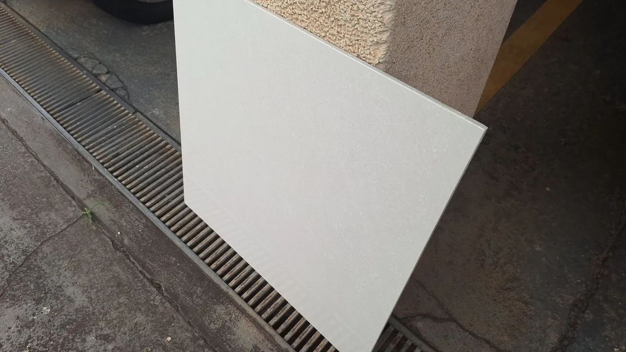Porcelanato Portobello Polido 60x60 - Lacrado na caixa - Foto 2