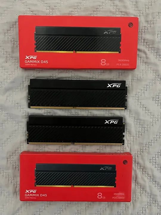 Memória RAM XPG 16GB (2x8) DDR4 3600MHz D45