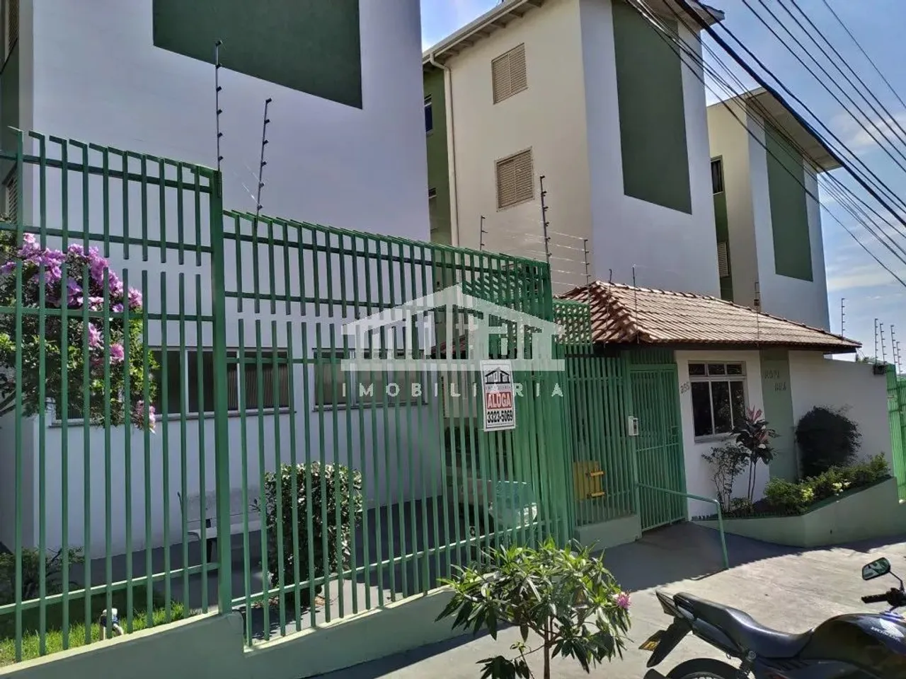 A Imobiliária Morar anuncia apartamento para locação na área central de Londrina