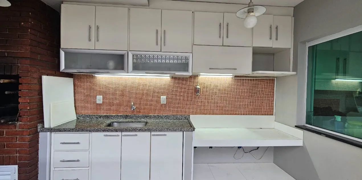 Pia e bancada granito.