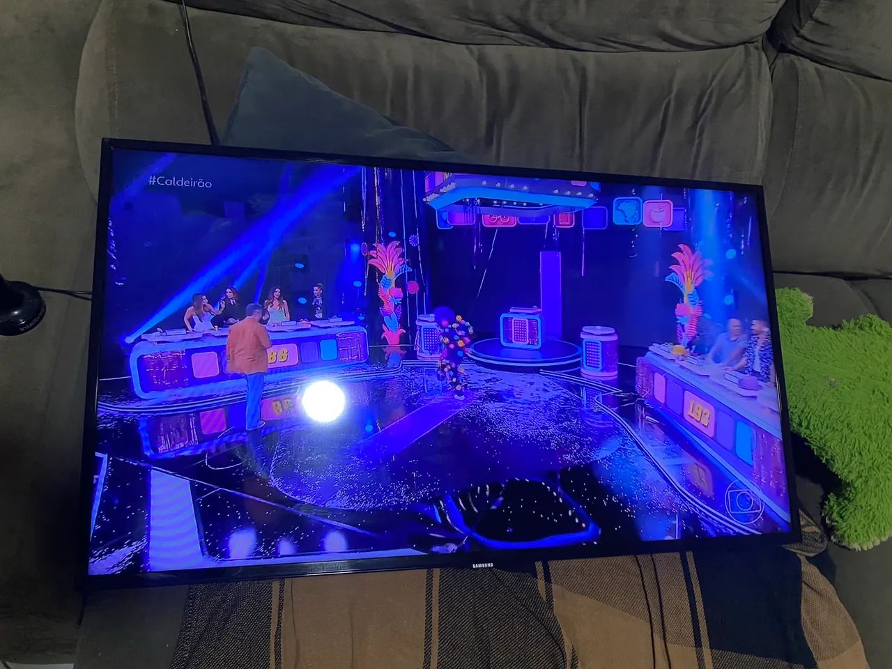 Tv 40 digital led não é smart  - Foto 4