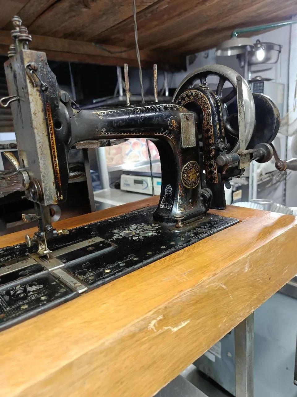 Máquina de costura antiga Original Cruzeiro relíquia  - Foto 4