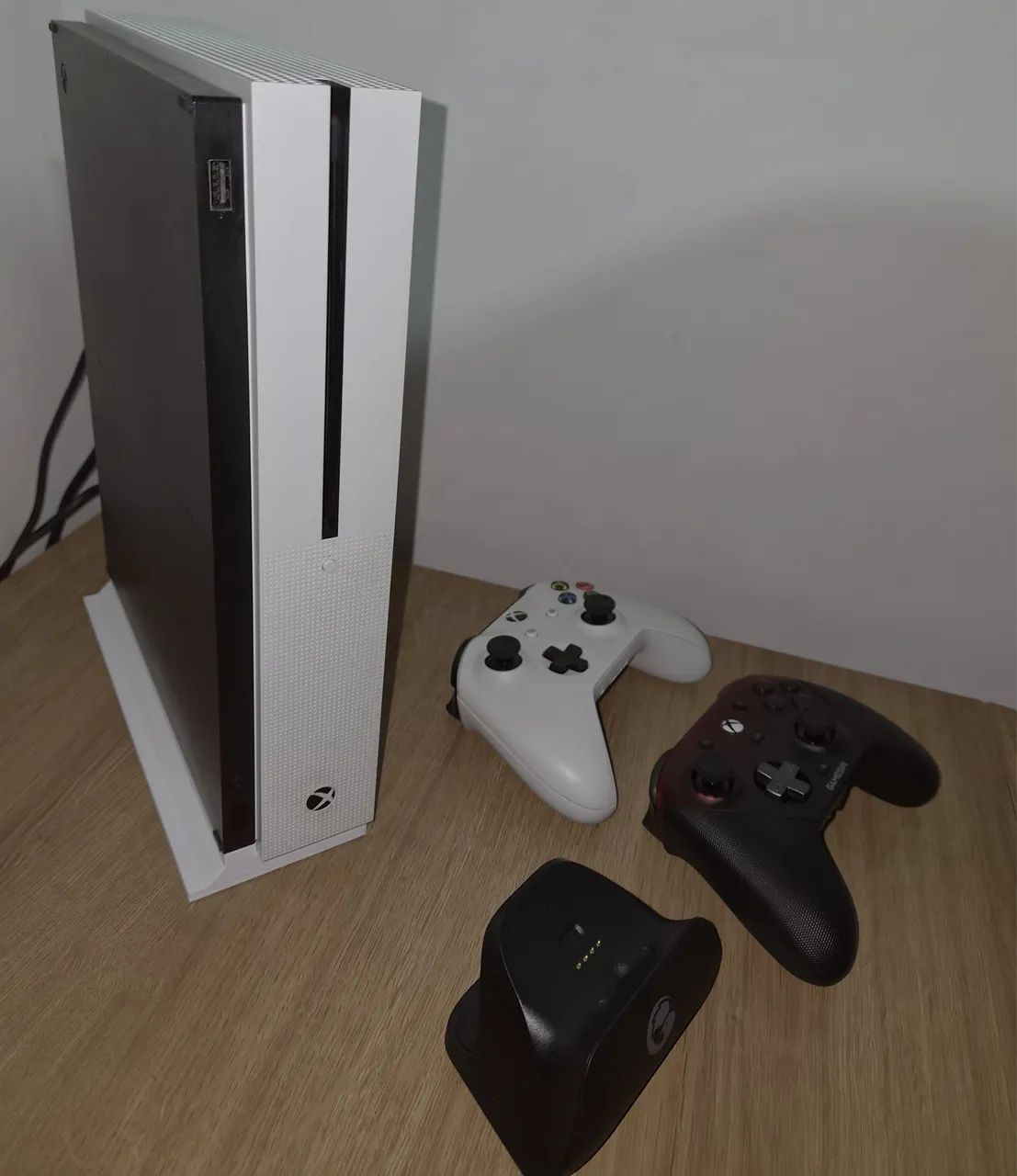 Xbox One S de 1TB e Controle da Gamesir G7 Pro - Foto 3