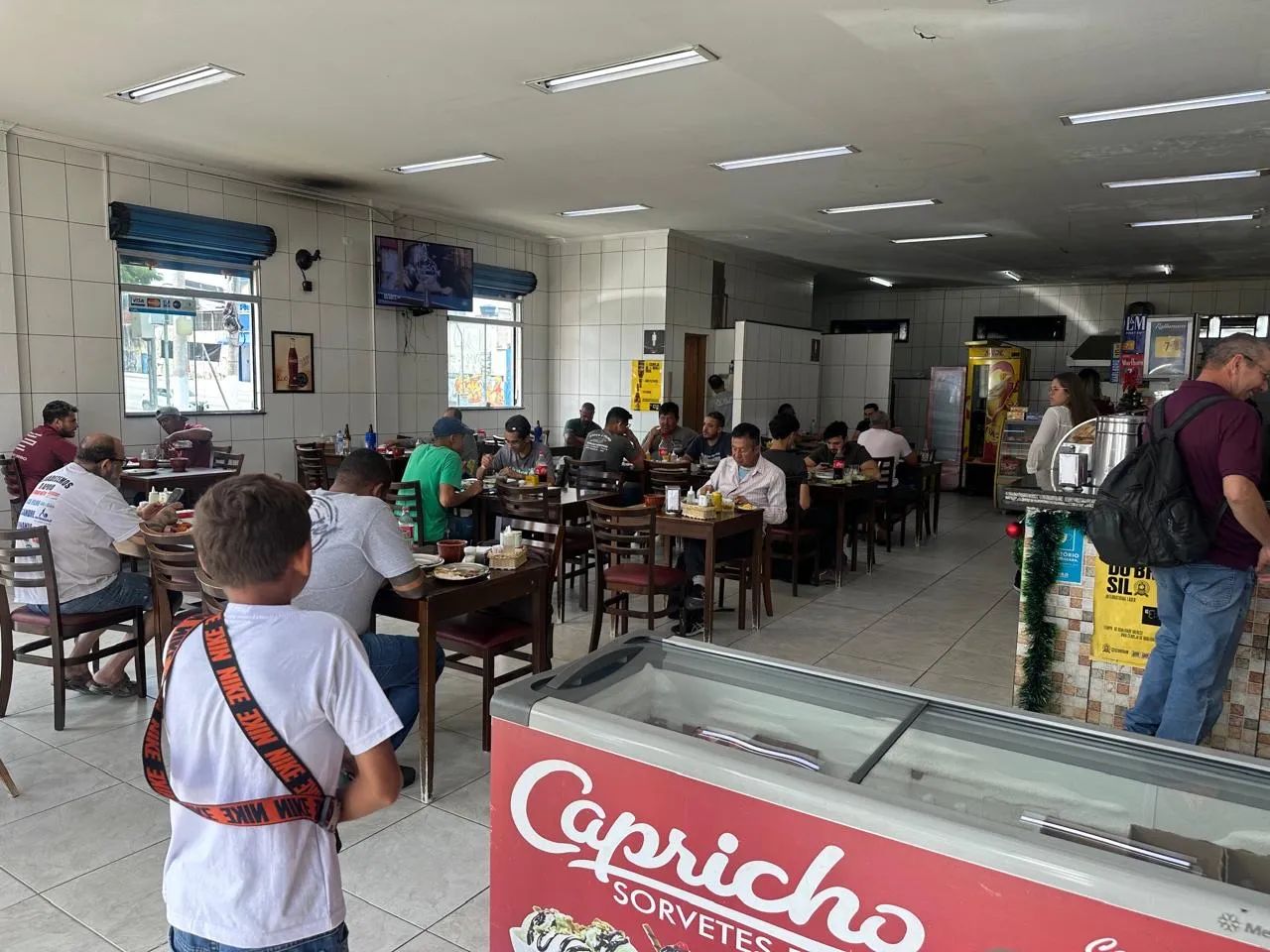 Oportunidade Única! Restaurante Completo à Venda R$ 500.000,00. 2