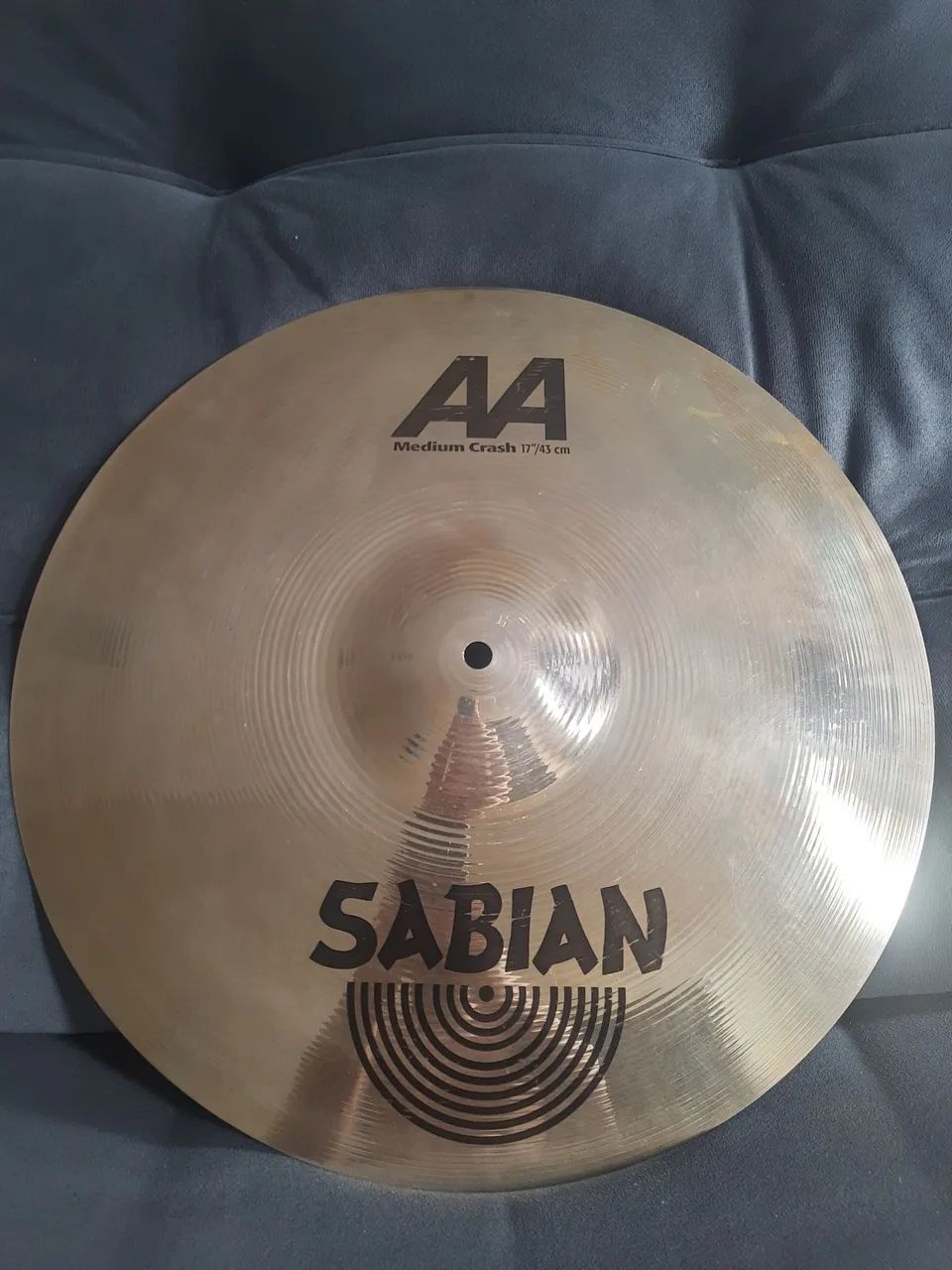 Crash Sabian AA 17' Médium Crash