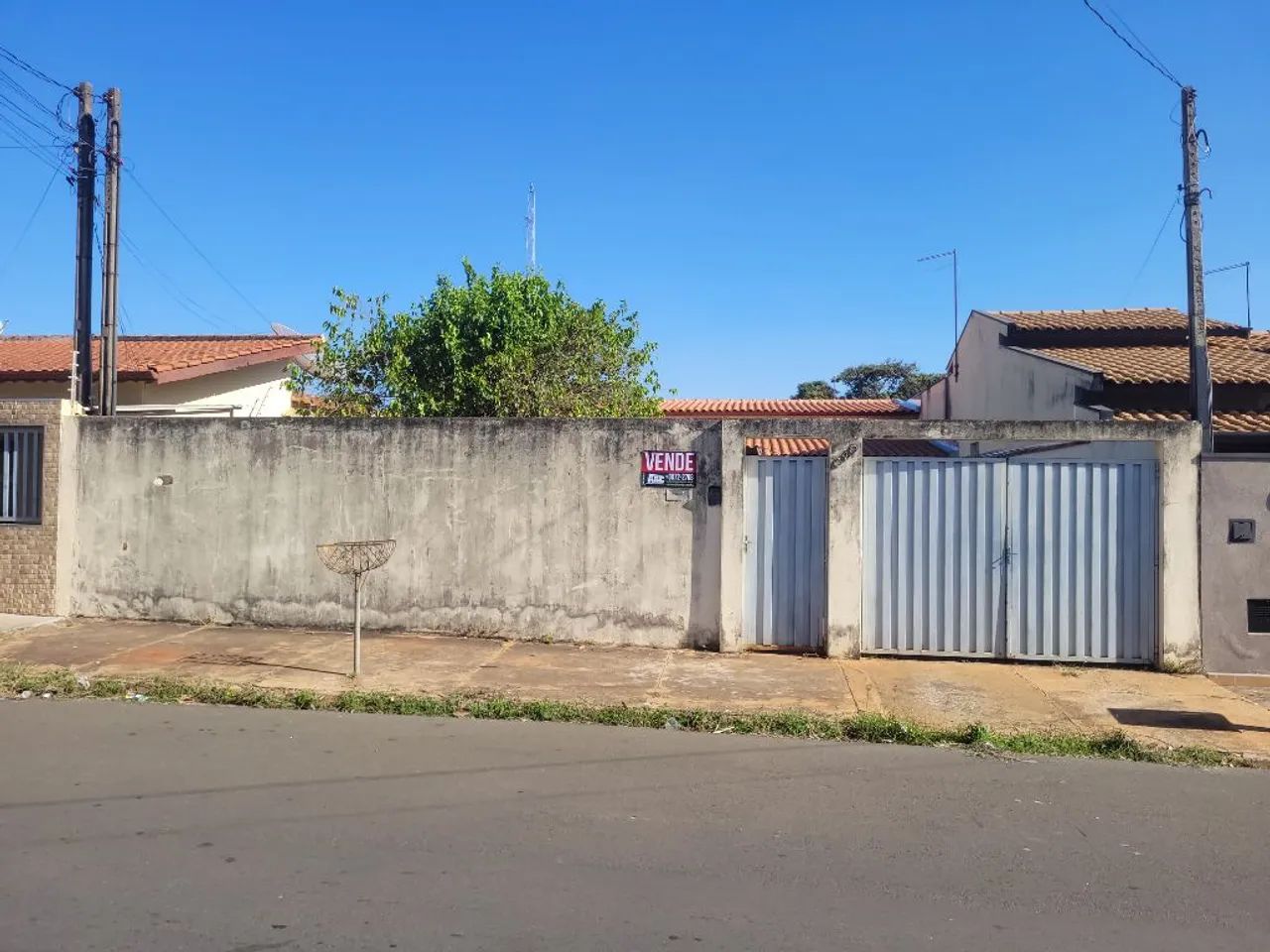 Casa a venda no bairro Jardim Santa Rosa em Cosmópolis/SP.