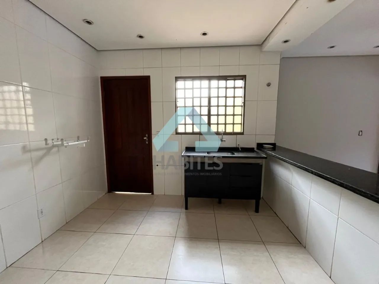 CASA COM 2 DORMITORIOS SENDO 1 SUITE. - Foto 5