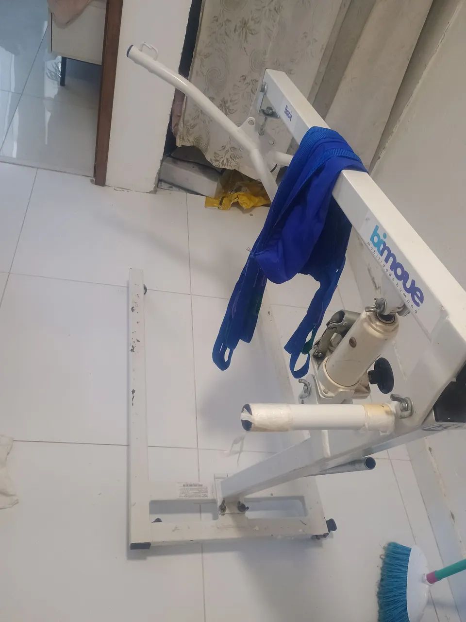 Guincho de transferência para paciente  - Foto 2