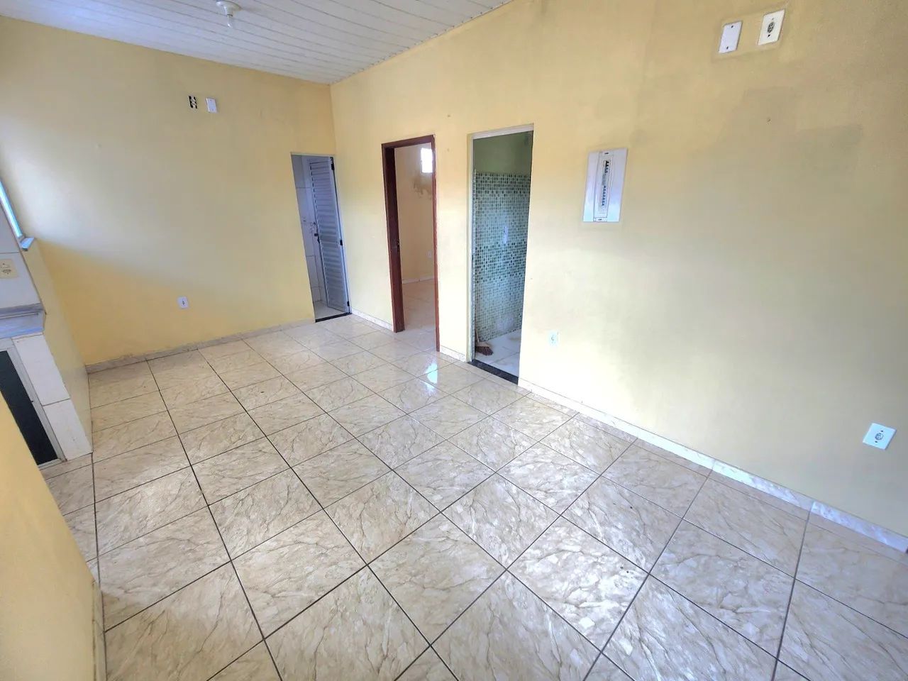 ALUGO NO CONJUNTO PROMORAR 2 QUARTOS