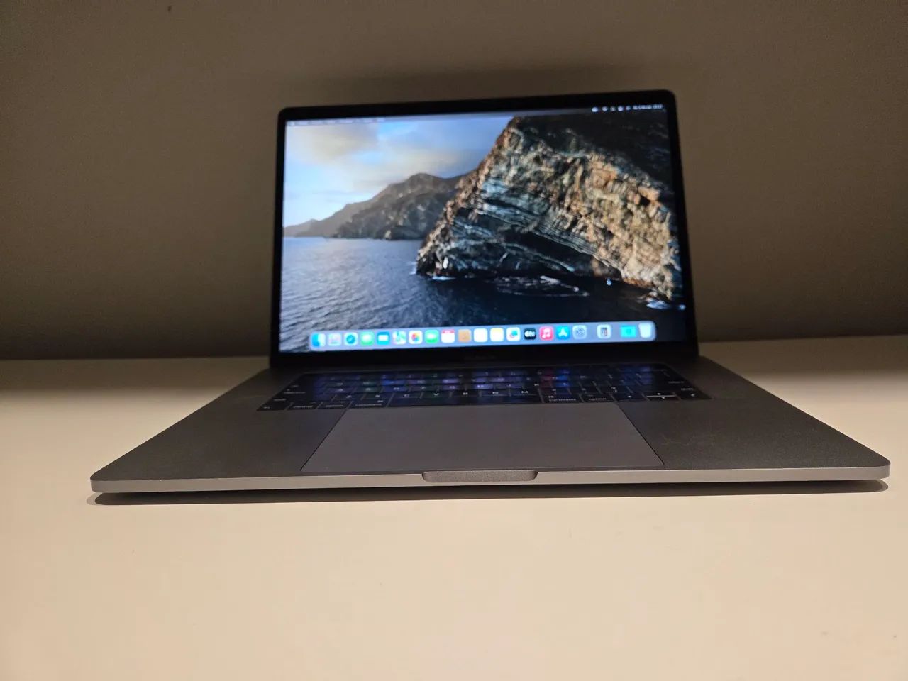 MacBook Pro 16