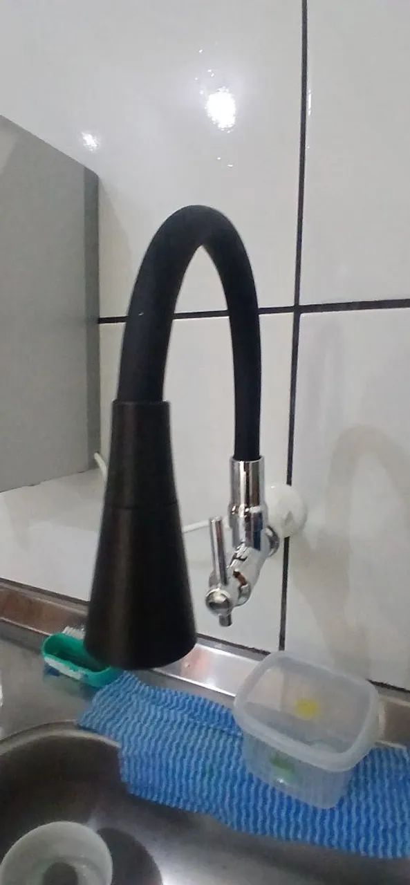 TORNEIRA FLEXÍVEL  - Foto 5