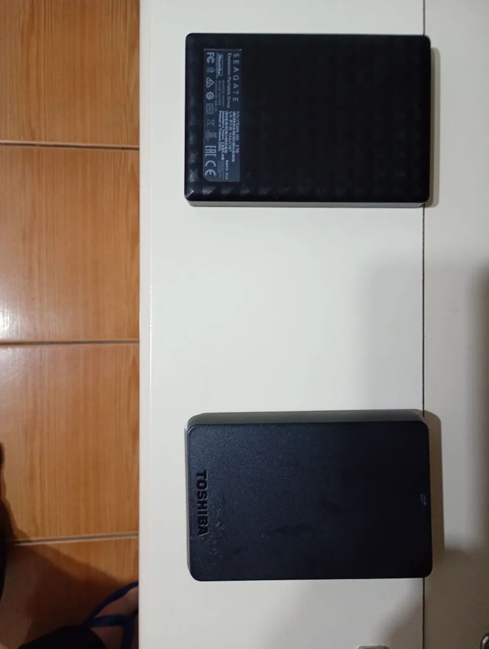 Vendo HD de 2 tera e1 HD de1 tera 