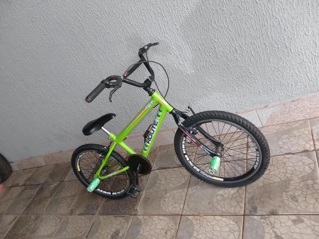 Bicicleta Aro 20  - Foto 2