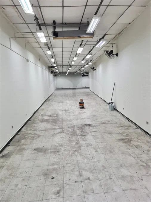 Salão Comercial para locação em Itaquera - SP