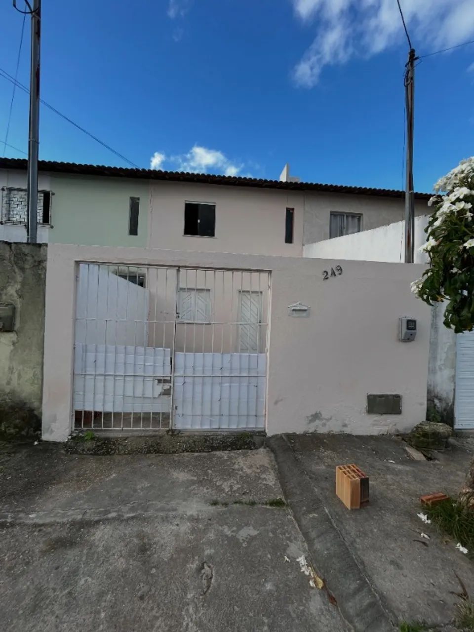VENDO CASA EM MUCURI CARIACICA
