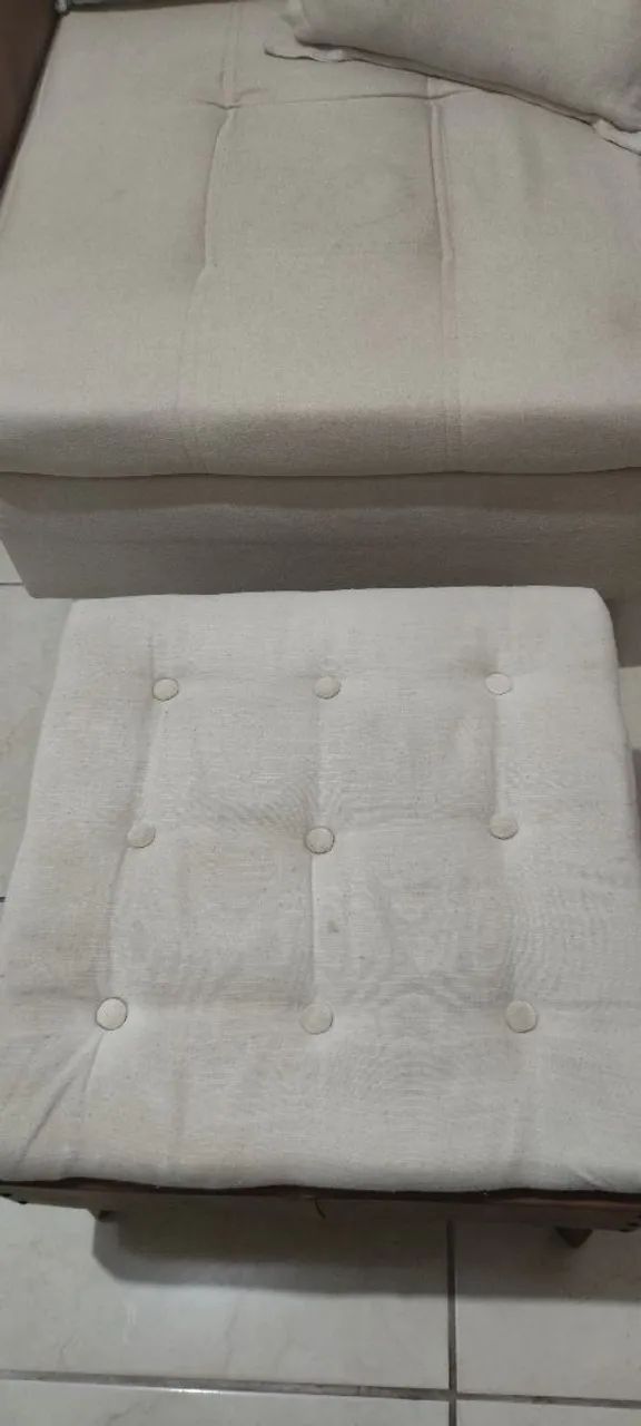 Poltronas beje mais puffs - Foto 4