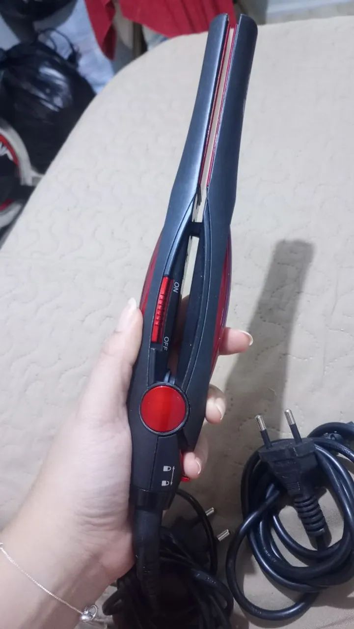 2 chapinhas e 1 Pente alisador de cabelo  - Foto 2
