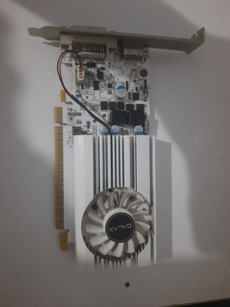 GT 1030 PERFEITO ESTADO 