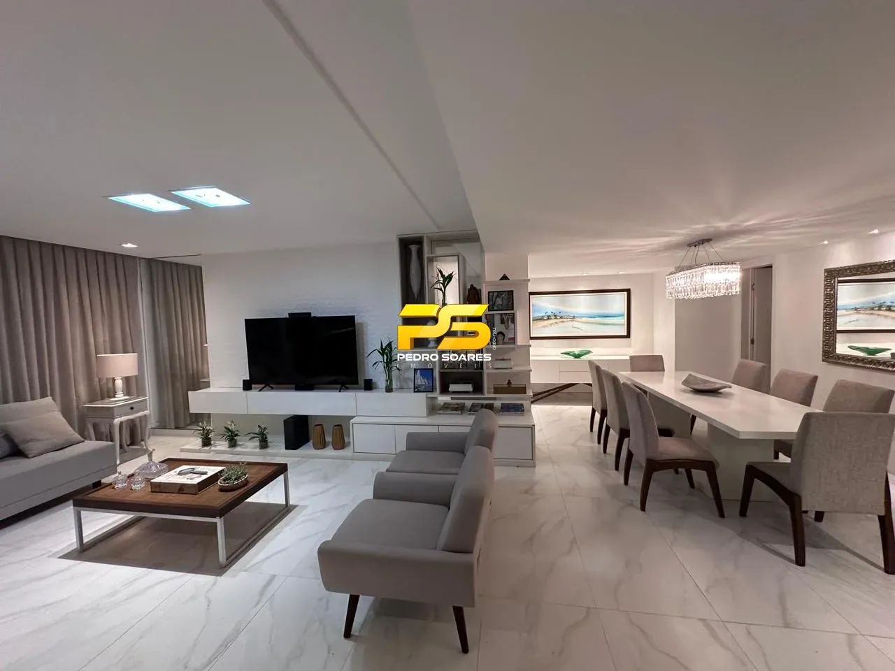 Apartamento Mobiliado Pé na Areia com 3 Suítes  190m² REF: 10