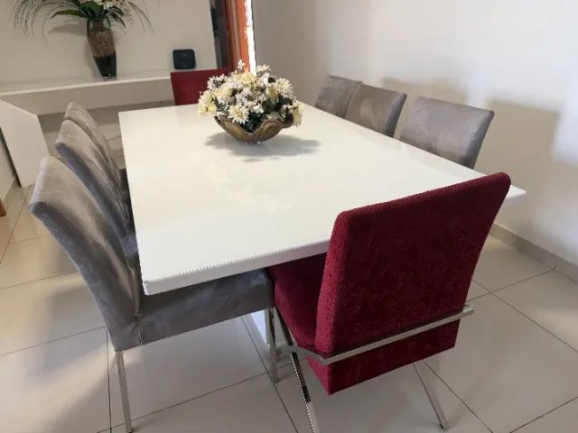 Mesa de jantar com tampo de vidro com 8 cadeiras - Foto 3