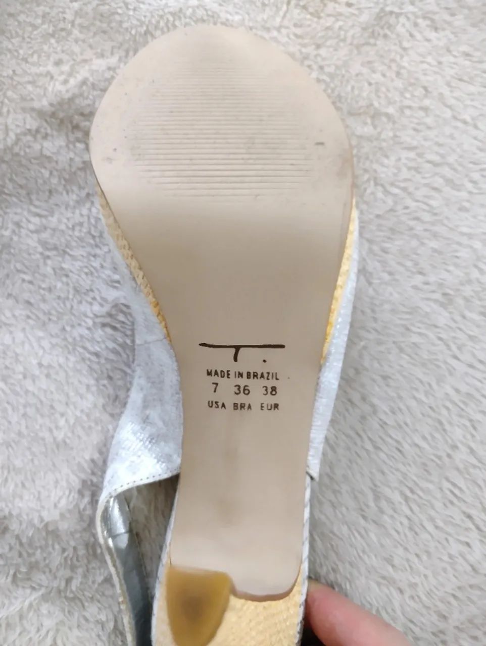 Sandália Tabita com Salto Alto Peep Toe - Foto 4