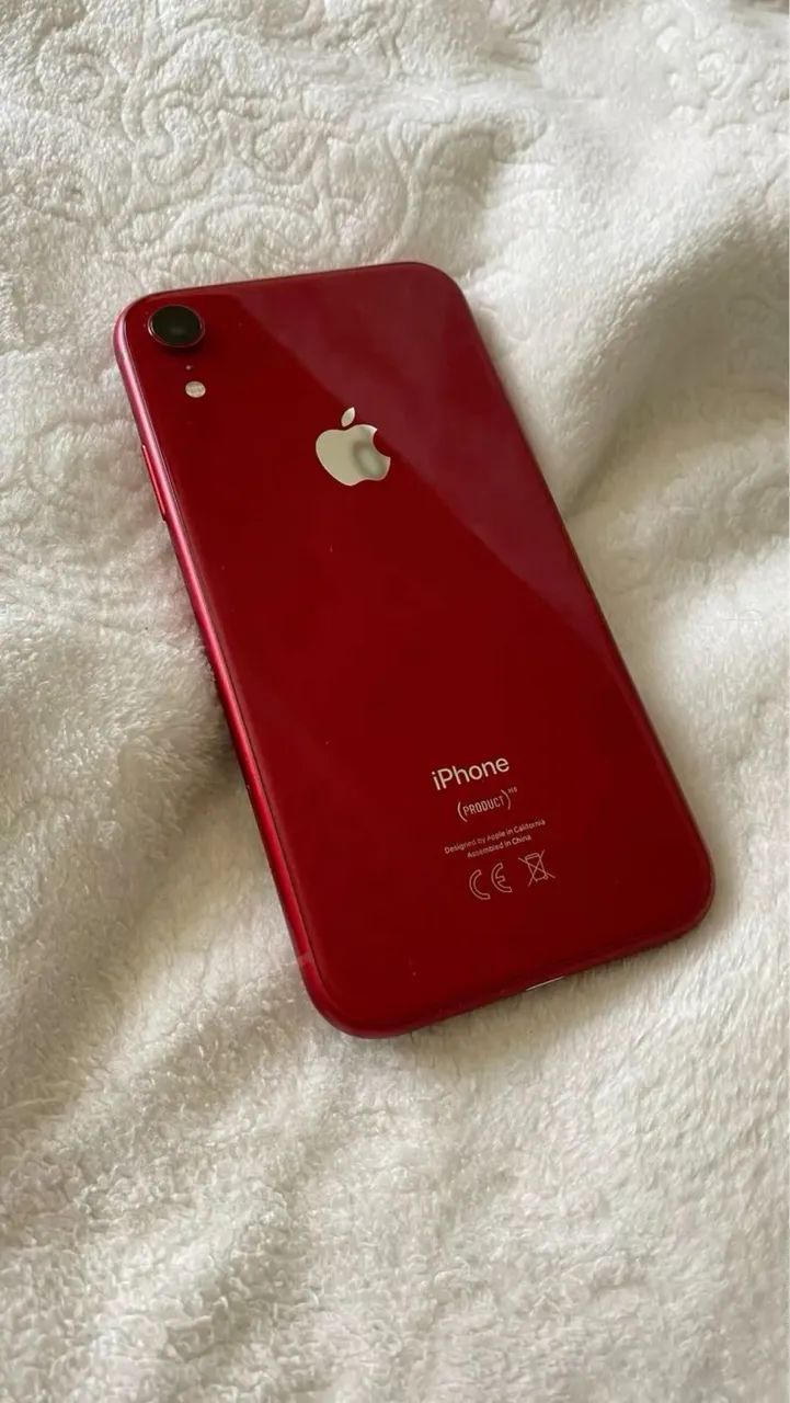 iPhone XR vermelho