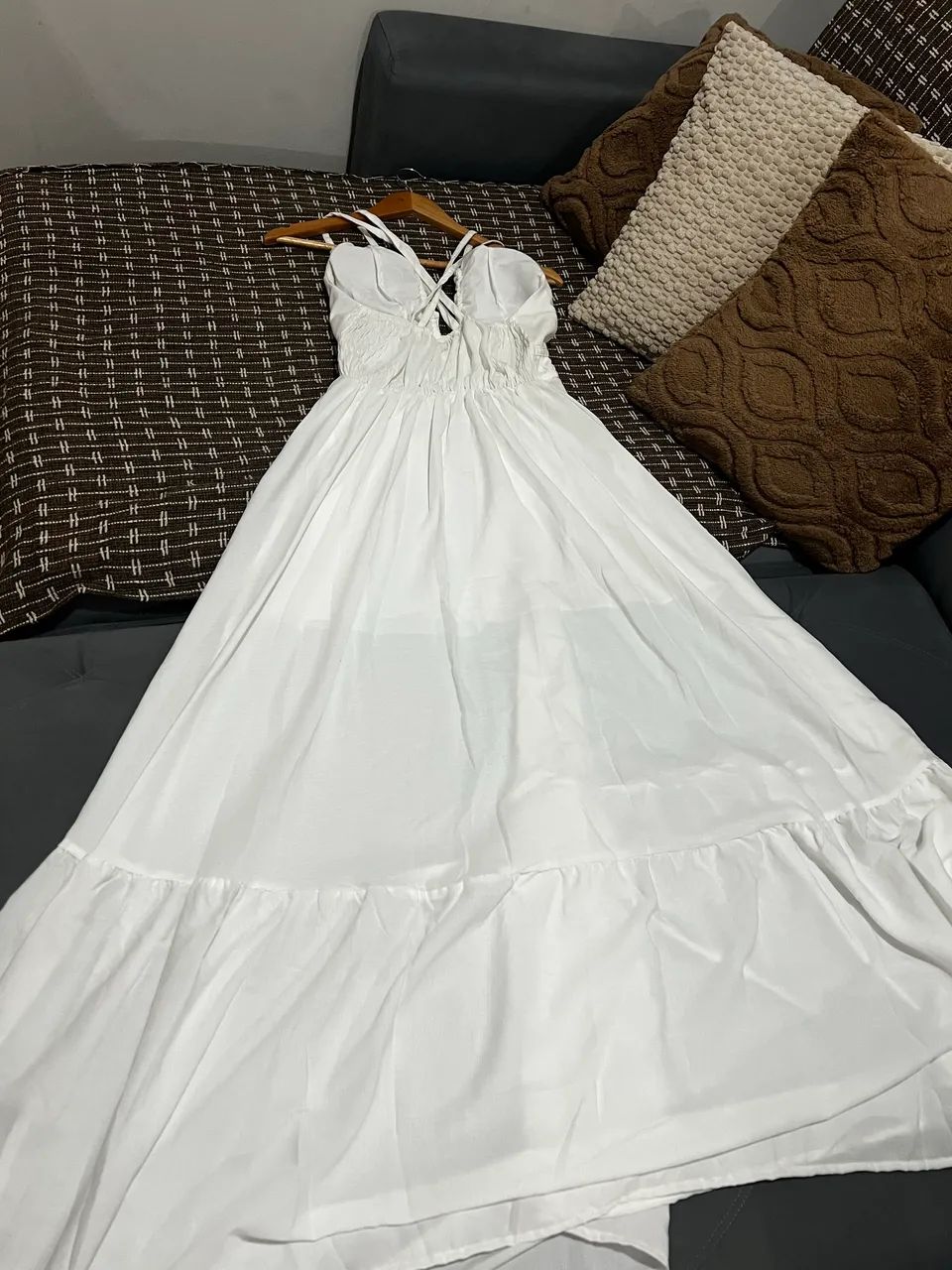 Vendo vestido branco novo nunca usado  - Foto 3