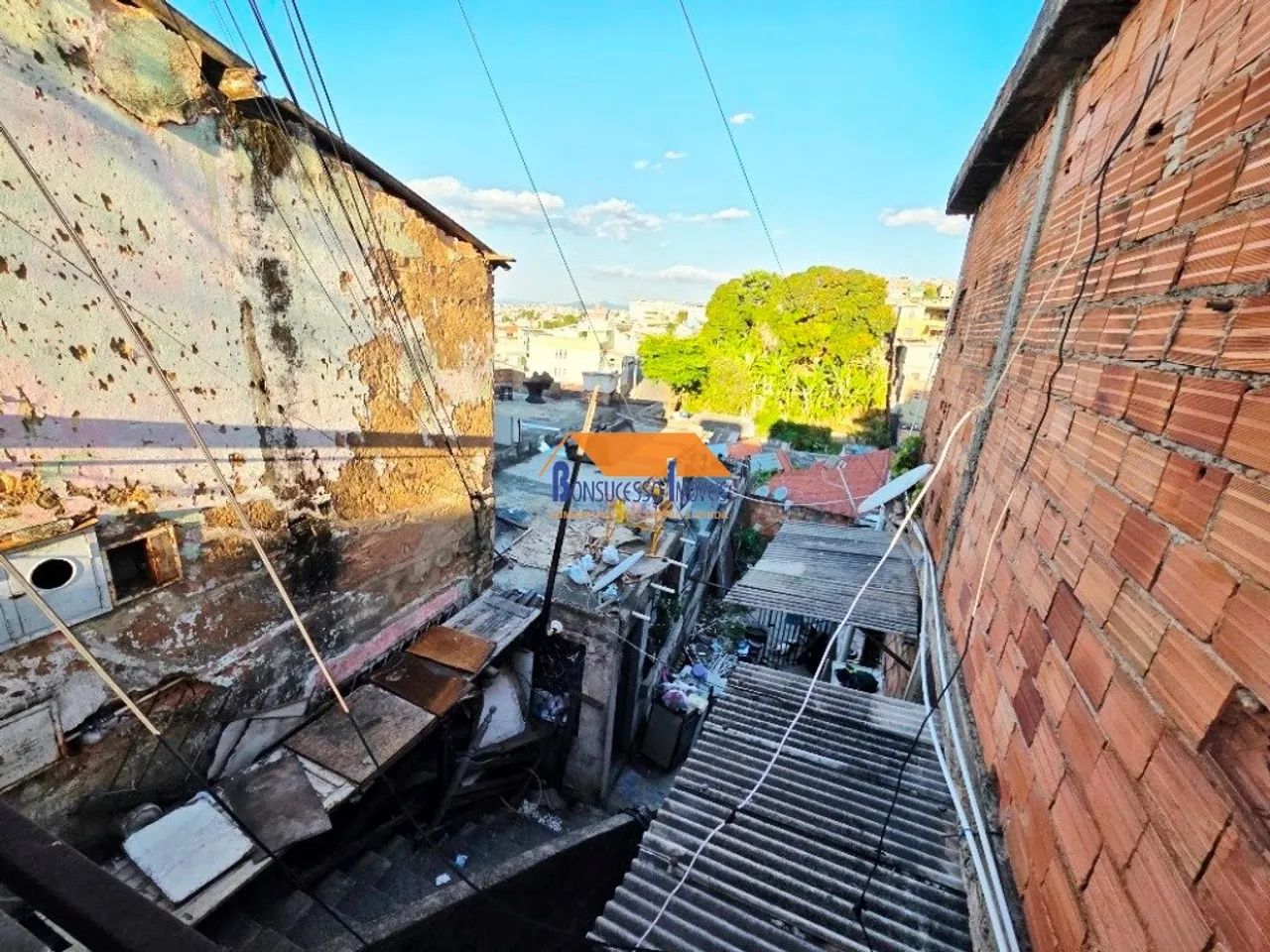 02 casas com 2 quartos, com lojas e quitinetes Bairro Bom Jesus - Foto 4