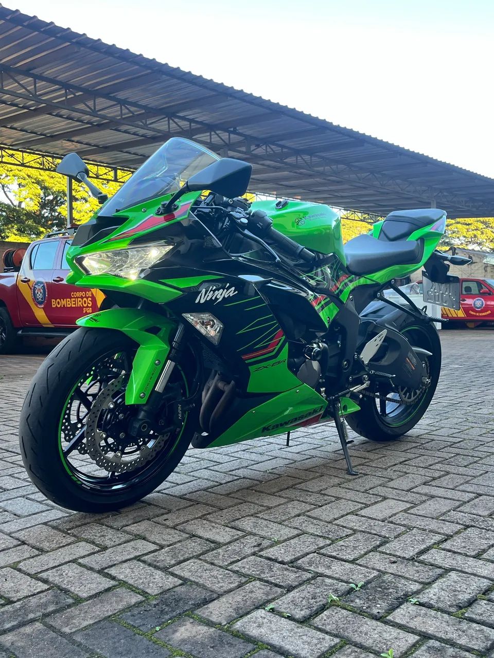 Kawasaki Zx-6r 636cc 2023 - 1522700894 | OLX