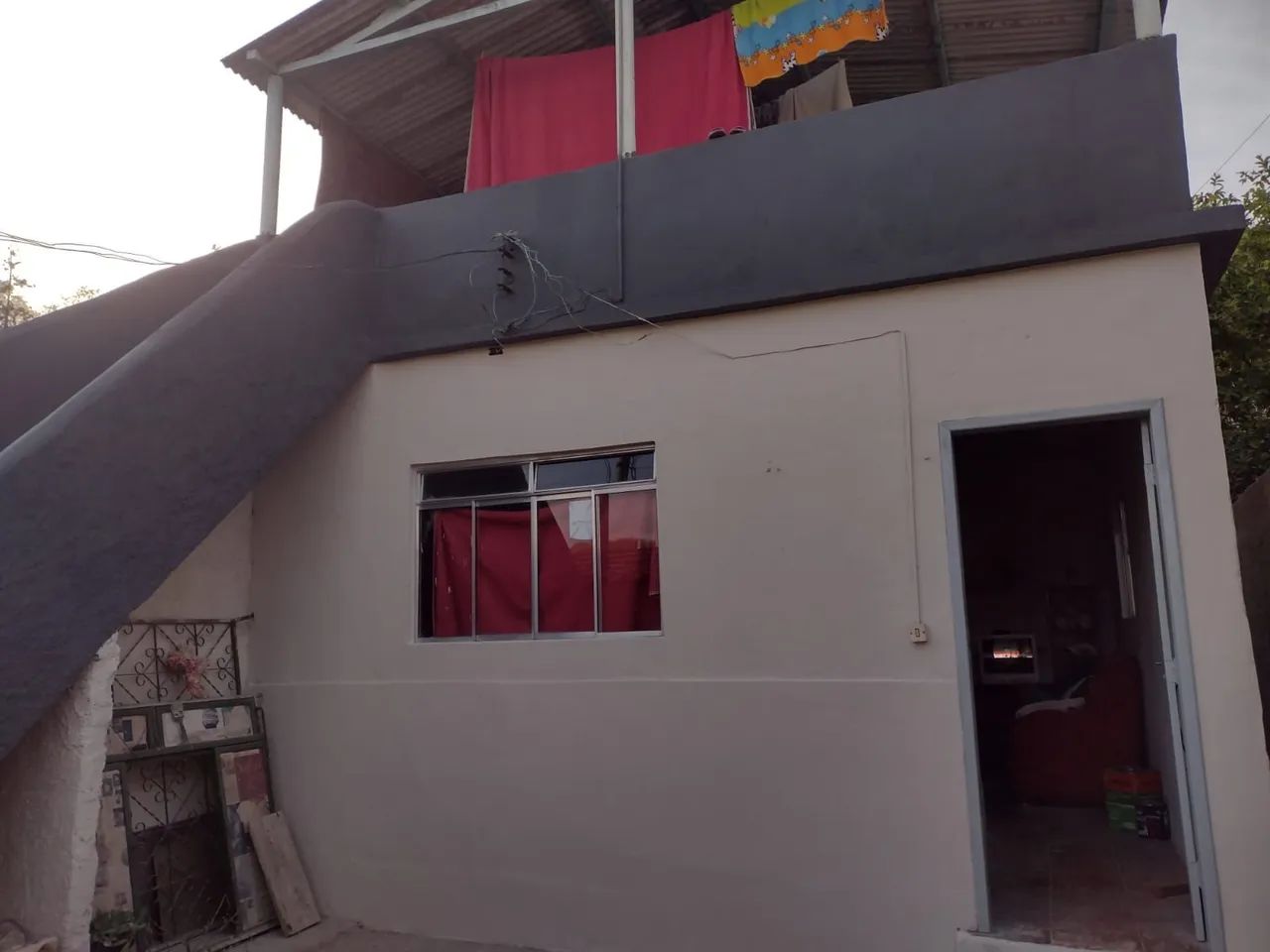 Casa a venda _ Amparo do Serra 