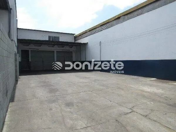 Galpão Comercial à Venda em Vila Metalúrgica, Santo André  90 m² Internos, 300 m² de Terre - Foto 2