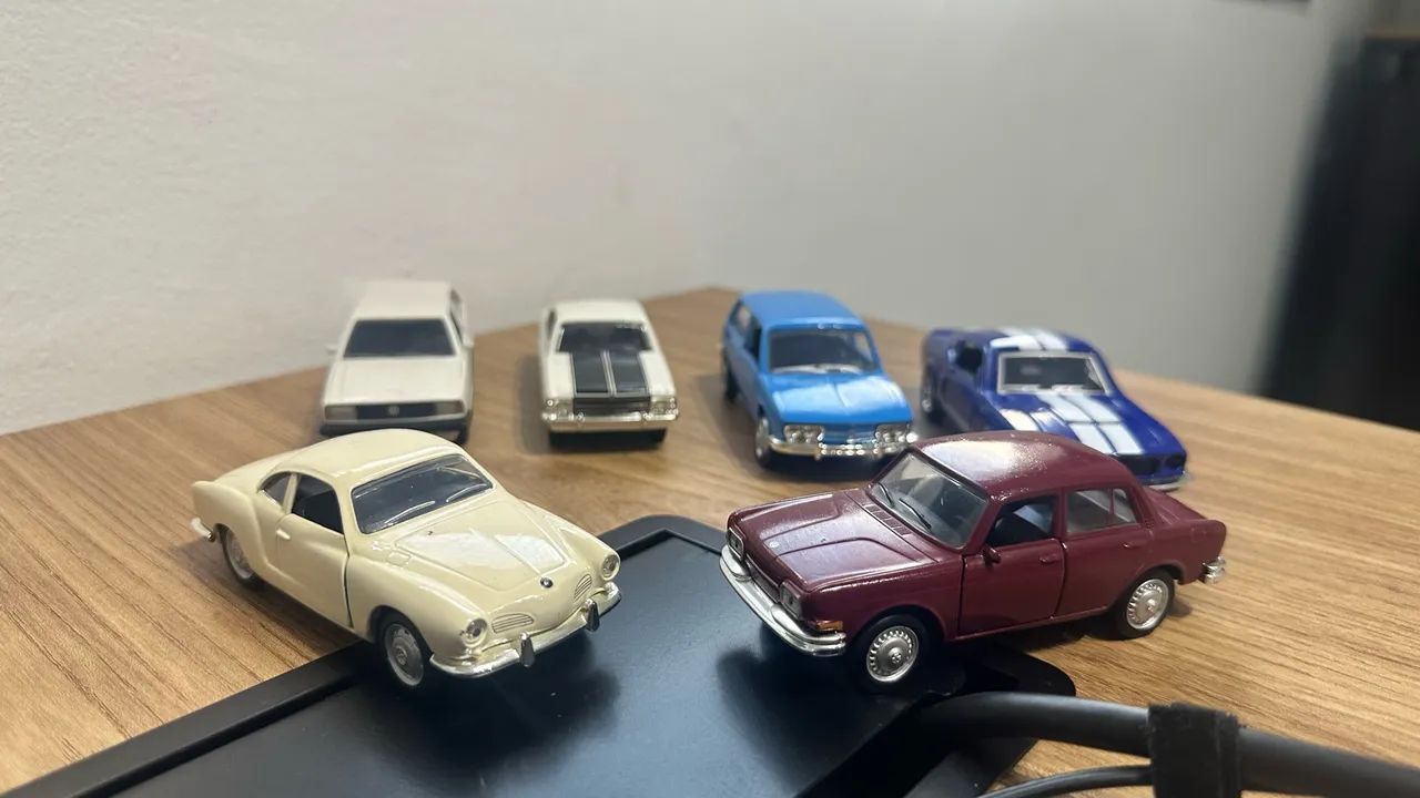 06 miniaturas clássicas 1:43  - Foto 2